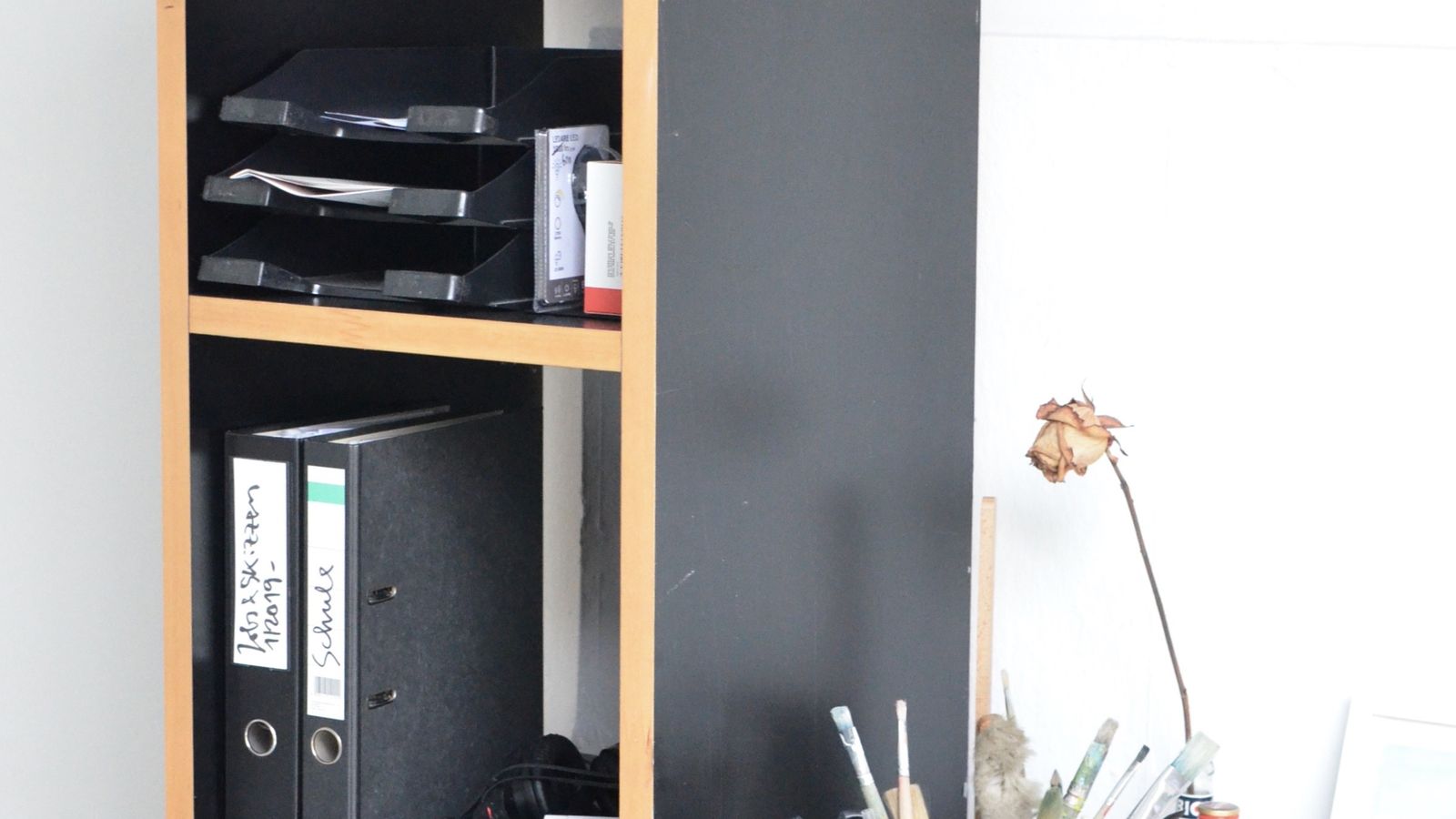 Cable management tray and organized drawer under a standing desk